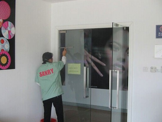 办公室门窗清扫